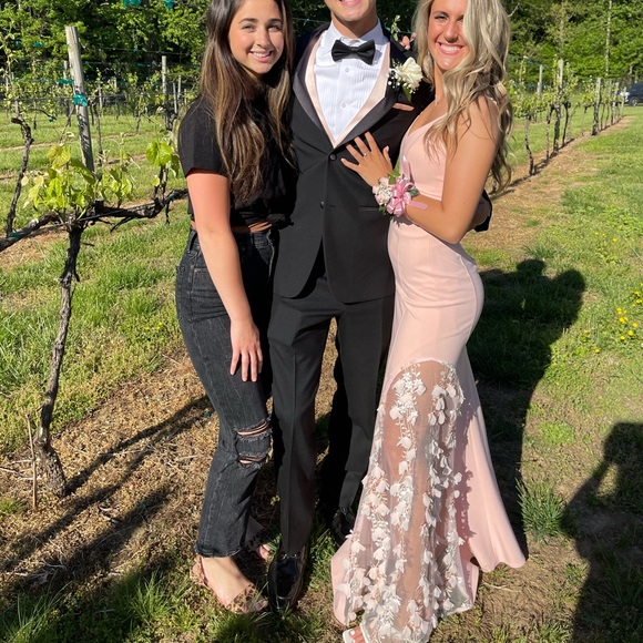 Pink Prom Dress with Flower lace - Picture 3 of 7